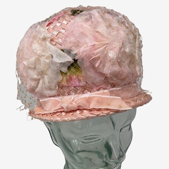 Vintage 60s Raffia Hat Satin Band Bow Silk Floral Net Covered Cloche Grannycore - Picture 1 of 9